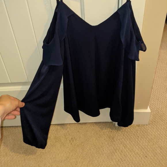 Michael kors off the shoulder top - Picture 5 of 5